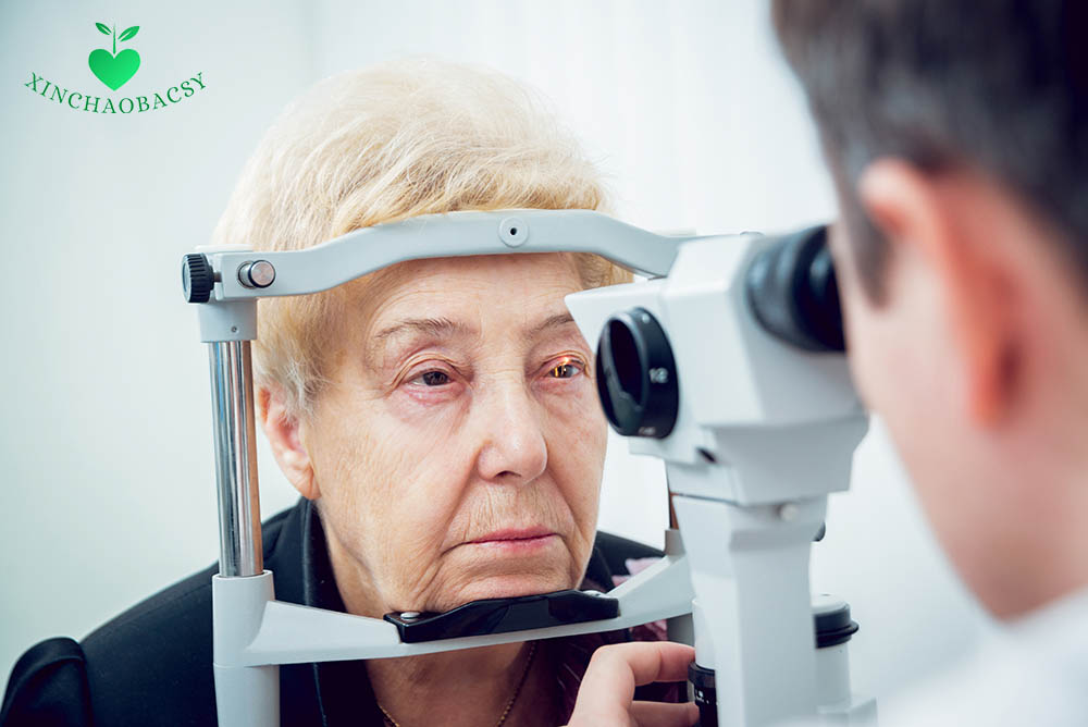 Tăng huyết áp vô căn có thể gây biến chứng trên mắt làm suy giảm thị lực nghiêm trọng